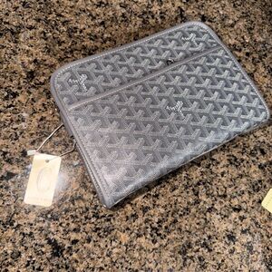 Goyard Gray Geometric Pouch